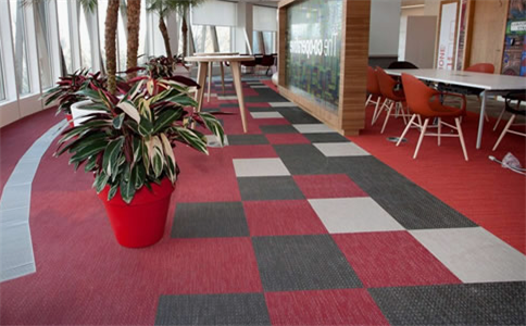 办公室方块毯符合工程地毯标准