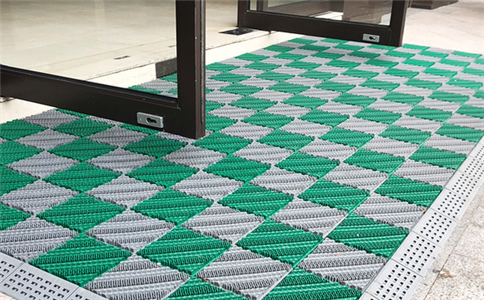 模块地垫耐候性怎么样？